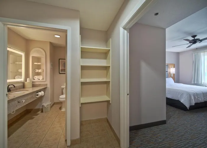 Suite à 1 Chambre à Coucher Lit King-Size